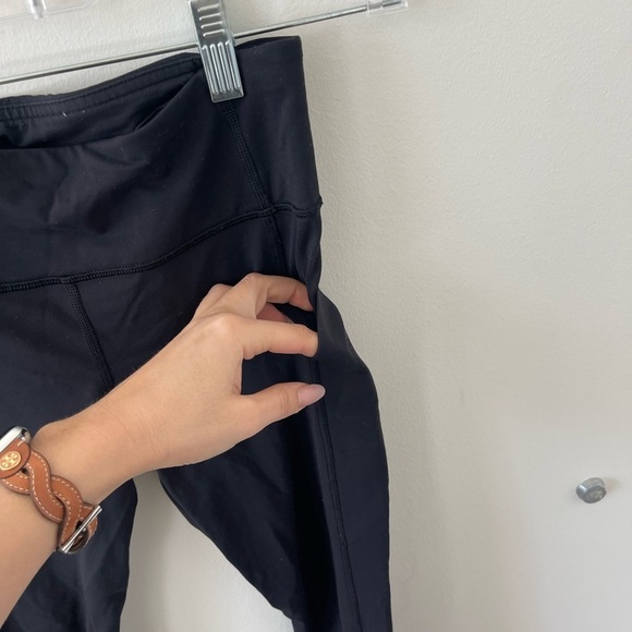 lululemon  Black Cropped Leggings with Pockets - Picture 4 of 7
